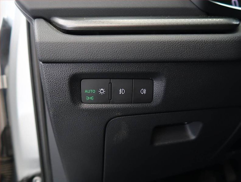 Škoda Octavia (2022) Ambition 2.0 TDI, ČR,1.maj - fotka 23 z 24