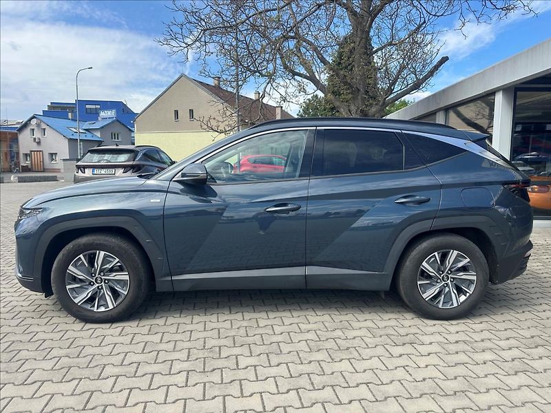 Hyundai Tucson 1,6 T-GDi MHEV 4WD SMART NAVI - fotka 2 z 27