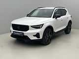 Volvo XC40 (2026) B4 PLUS BLACK EDITION AUT - náhled 1
