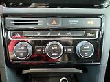 Volkswagen Golf Sportsvan (2015) 1.6 TDi, Highline, DSG, navi - náhled 19