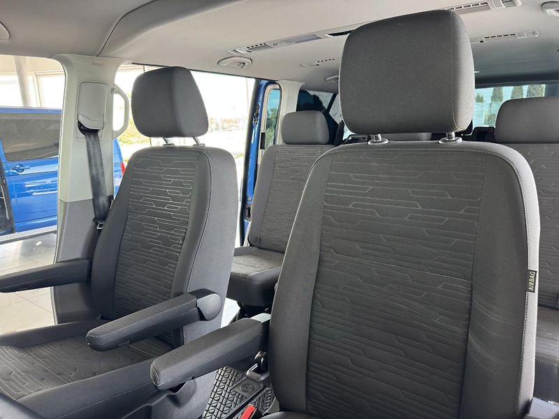 Volkswagen Caravelle 2,0TDI DSG*LONG*REZERVACE! - fotka 13 z 34