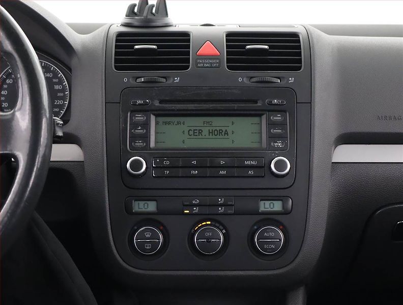 Volkswagen Golf (2005) Sport 2.0 TDI, Serv.kniha - fotka 12 z 15