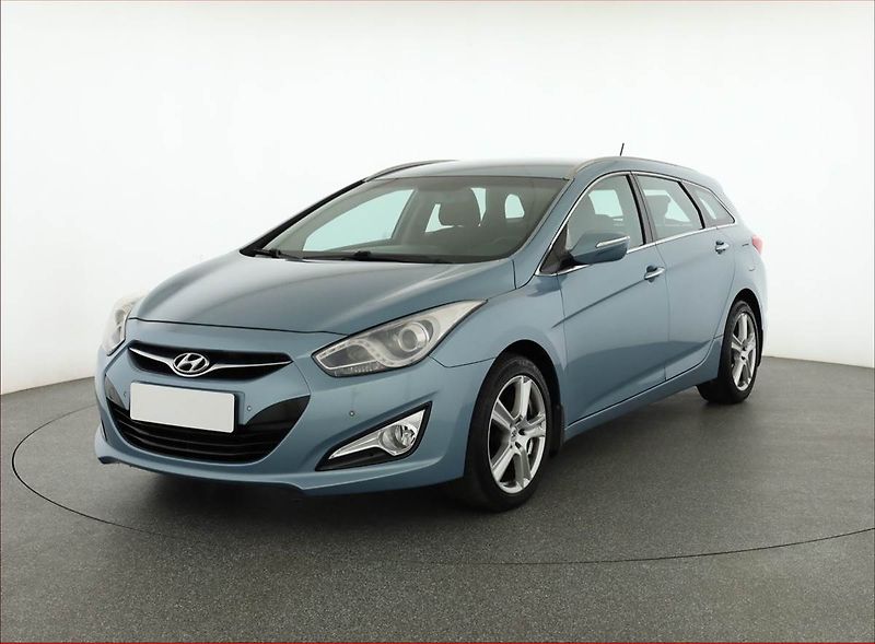 Hyundai i40 (2012) 1.7 CRDi, pěkný stav - fotka 2 z 15