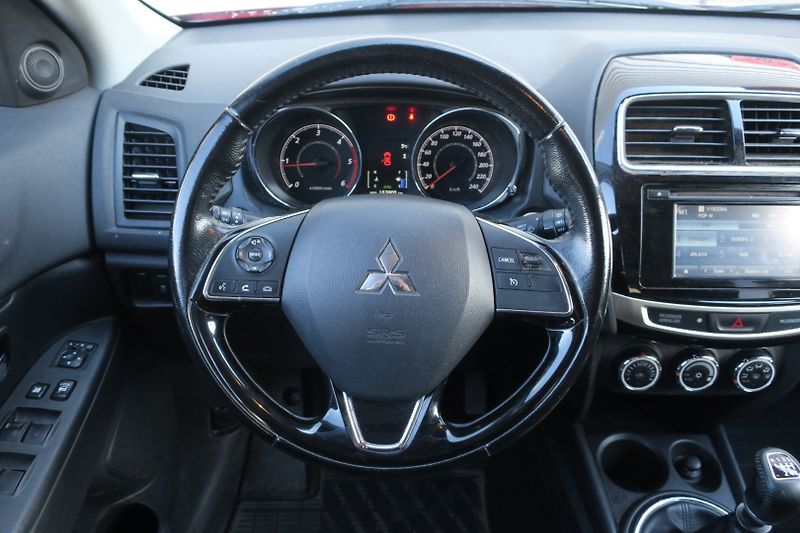 Mitsubishi ASX (2015) INTENSE+ 1.6 DI-D 4WD - fotka 17 z 50