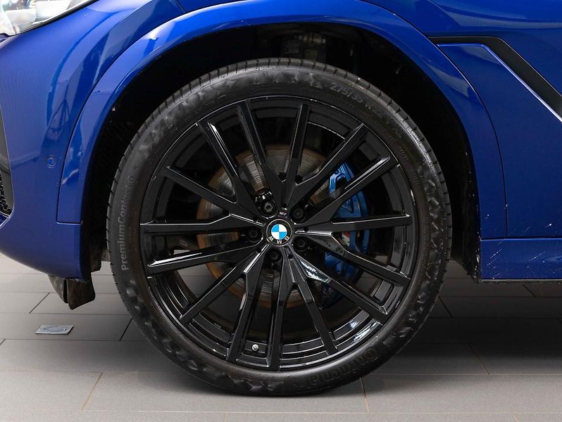 BMW X6 xDrive30d - fotka 6 z 22