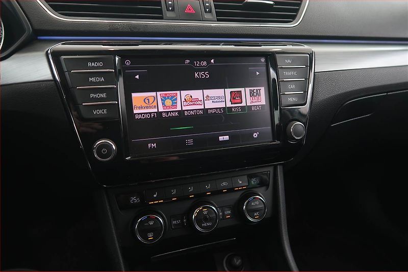 Škoda Superb (2016) Style 1.6 TDI, Kůže, Navi - fotka 12 z 22