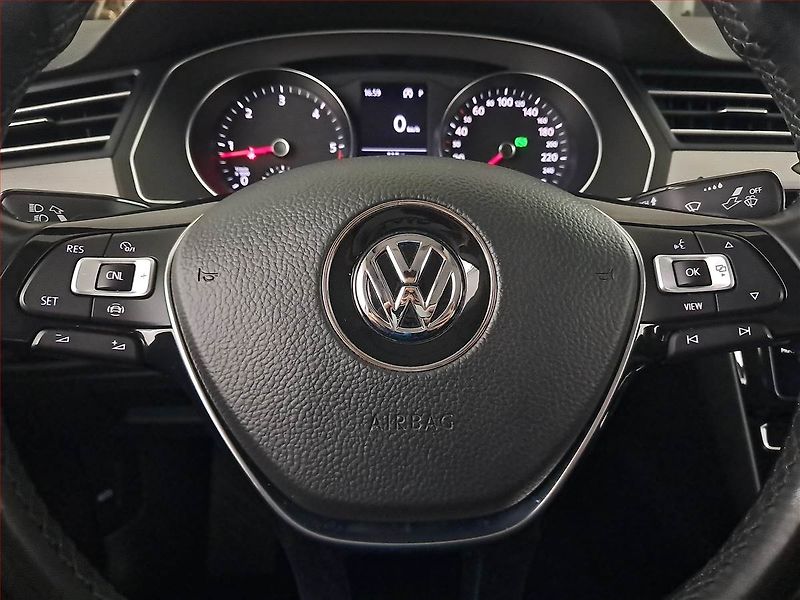 Volkswagen Arteon (2019) 2.0 TDI - fotka 18 z 19