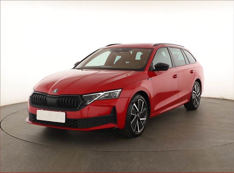 Škoda Octavia (2025) 1.5 eTSI mHEV, Sportline - fotka 2 z 18
