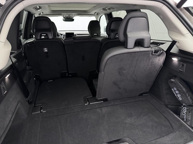 Volvo XC90 B5 AWD BRIGHT PLUS REZERVACE - fotka 5 z 55