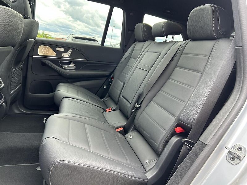 Mercedes-Benz GLS 450d 4MATIC AMG AIRMATIC ZÁRUK - fotka 28 z 40