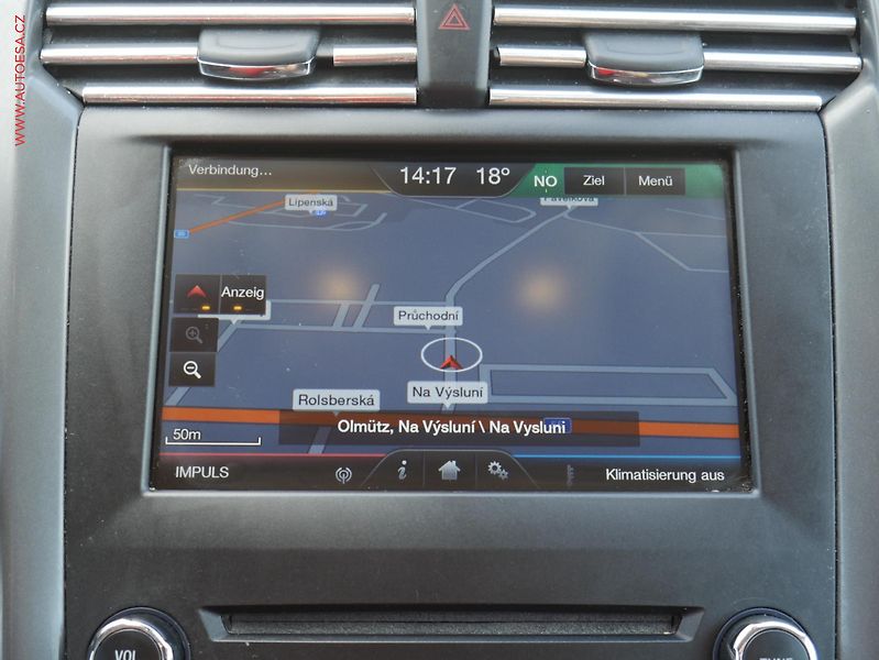 Ford Mondeo (2015) 2.0 TDCi, Titanium, AT, navi - fotka 14 z 17