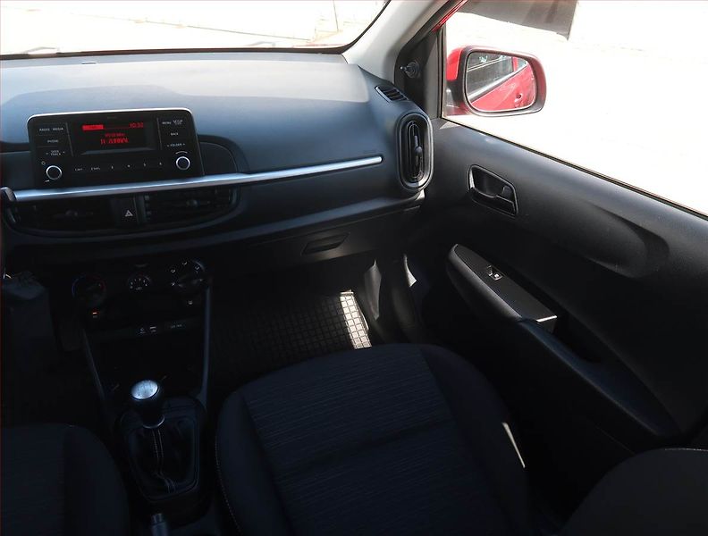 Kia Picanto (2018) 1.0 CVVT, Serv.kniha - fotka 8 z 16