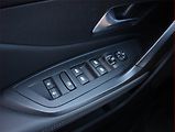 Peugeot 308 (2022) 1.2 PureTech, Serv.kniha, Kůže - náhled 17