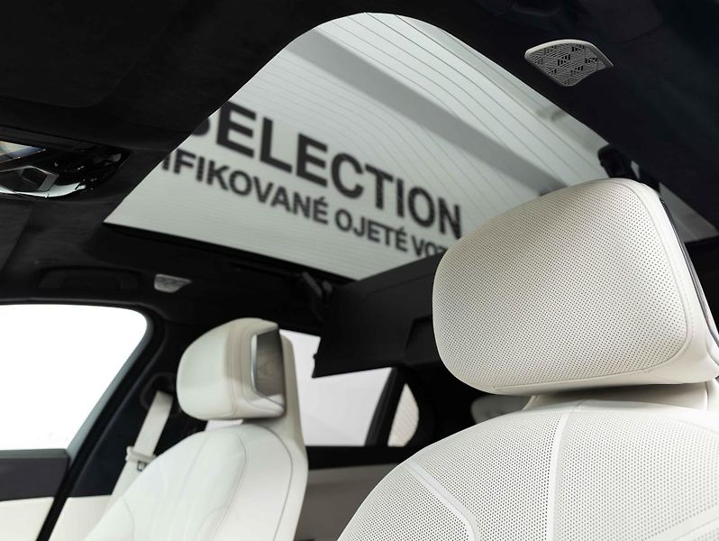 BMW Řada 7 750e xDrive - fotka 23 z 23