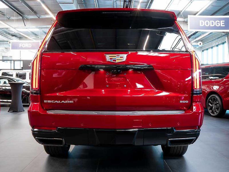 Cadillac Escalade (2026) 6.2 ESV Sport Platinum 2026 - fotka 5 z 50