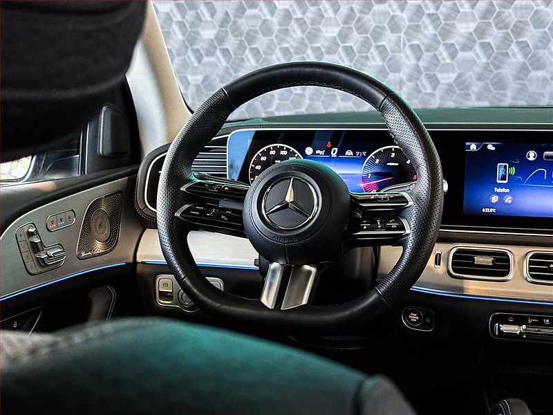 Mercedes-Benz GLS (2024) 350 d 4MATIC - fotka 16 z 24