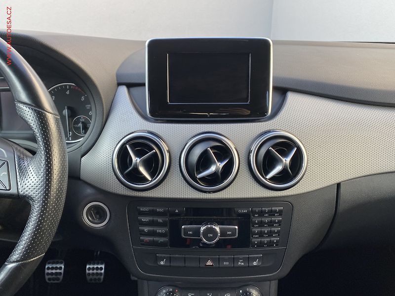 Mercedes-Benz Třídy B (2012) 1.8CDi, ČR, servis.kniha - fotka 12 z 17