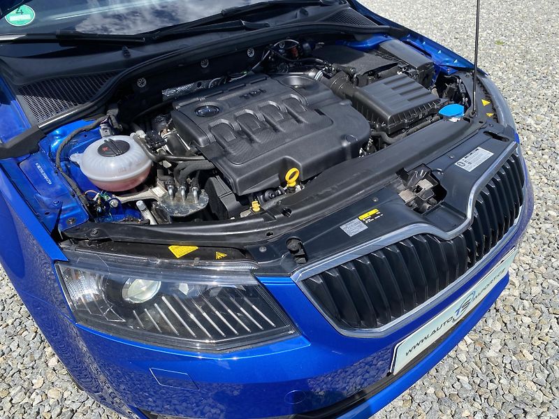 Škoda Octavia 2.0TDi L+K CZ WEBASTO 4x4 - fotka 80 z 165