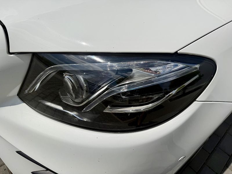Mercedes-Benz Třídy E (2017) 220D 4Matic W213 AMG KOUP ČR - fotka 9 z 26