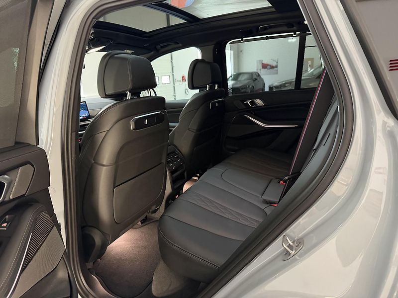 BMW X5 xDrive40d M-PRO Individ. Gar.+ - fotka 23 z 50