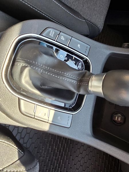 Hyundai i30 1.0-AUTOMAT-KAMERA-TEMPOMAT - fotka 11 z 14