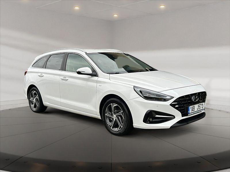 Hyundai i30 1,5 T-GDI Smart - fotka 1 z 11