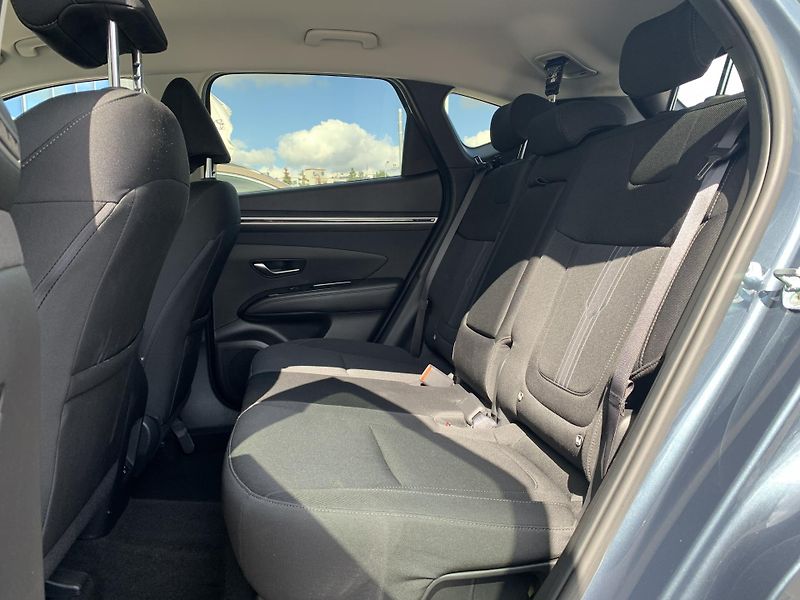 Hyundai Tucson SMART HEV 1.6 T-GDi 169kW AT - fotka 6 z 32