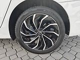 Volkswagen Golf Life 6G 1,0TSi - náhled 20