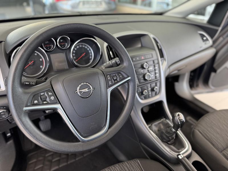 Opel Astra 1,7CDTi 81kW*Tempomat*ALU*ČR - fotka 10 z 30