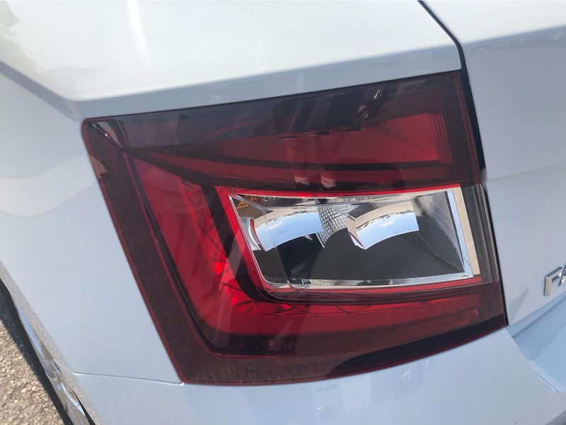 Škoda Fabia 1,0TSi 70kW STYLE PLUS - fotka 25 z 27