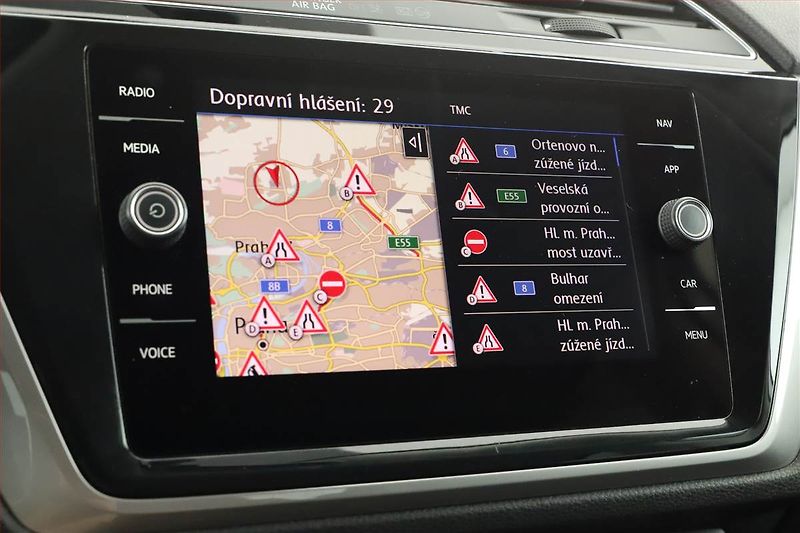 Volkswagen Touran (2017) 1.6 TDI, Navi, Tempomat - fotka 18 z 21