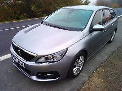 Peugeot 308 1.6 HDi, 73 kW, klima, 2x kola - fotografie inzerátu