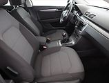 Volkswagen Passat (2011) 2.0 TDI, Tempomat - náhled 7