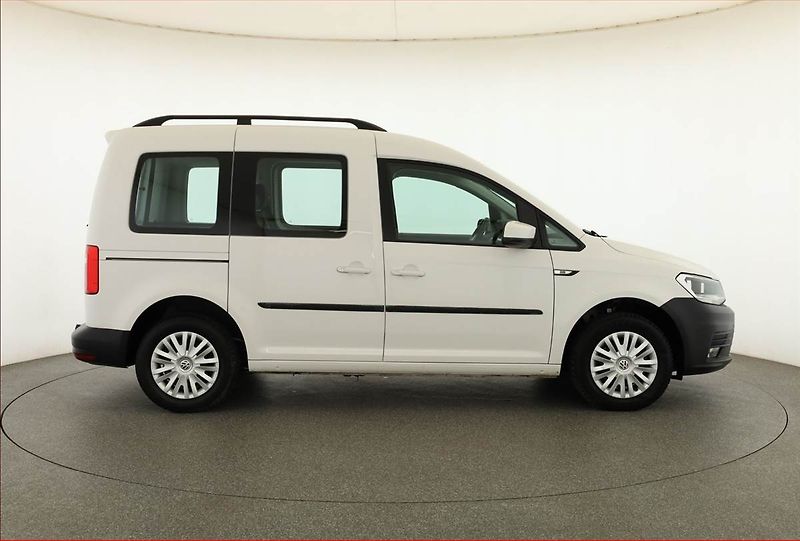 Volkswagen Caddy (2018) 2.0 TDI, 5Míst, 1Maj - fotka 6 z 16