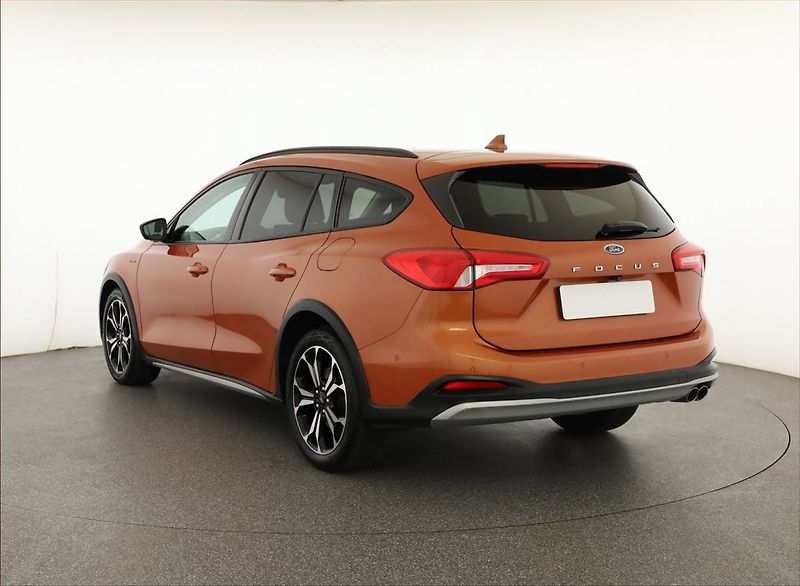 Ford Focus (2019) Active 1.0 EcoBoost, Automat - fotka 4 z 18