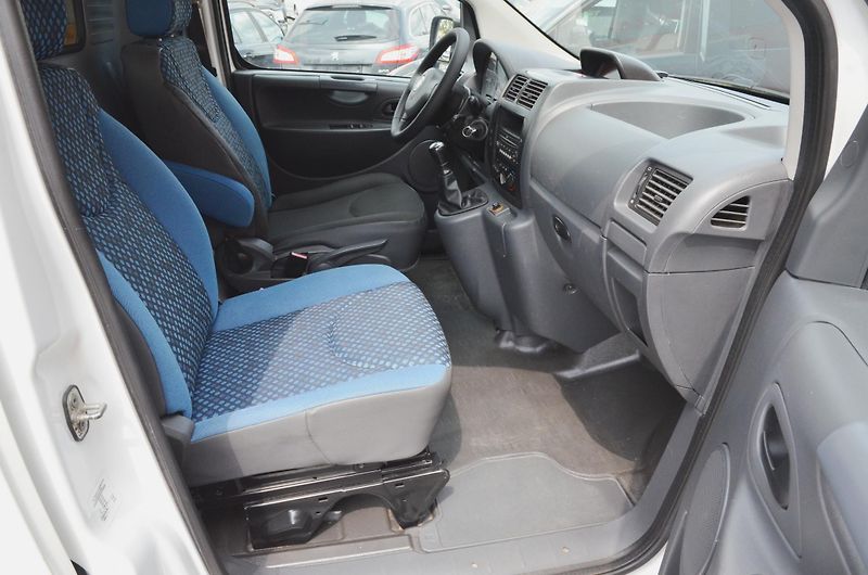 Fiat Scudo (2014) // REZERVOVÁNO //  - fotka 12 z 22
