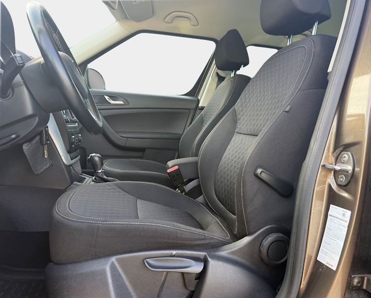 Škoda Yeti 1.4 TSI Cool Edition 4x4 DSG - fotka 11 z 20