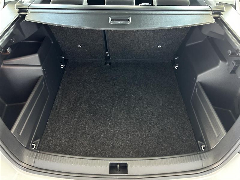 Škoda Fabia 1,0   TSI 70kW,AMBITION,SERVIS - fotka 17 z 17