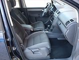 Volkswagen Touran (2013) 1.6 TDI, Automat, Navi - náhled 9