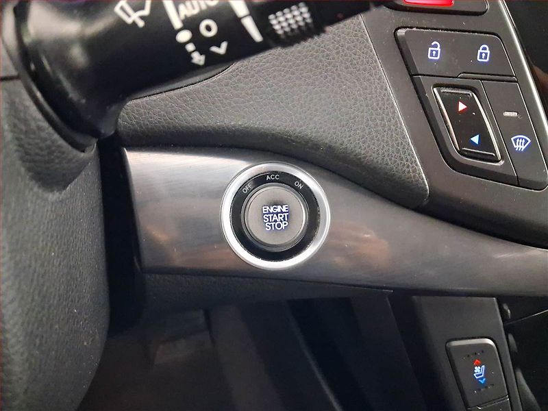 Hyundai i40 (2012) 1.7 CRDi, Navi, Xenony - fotka 18 z 24