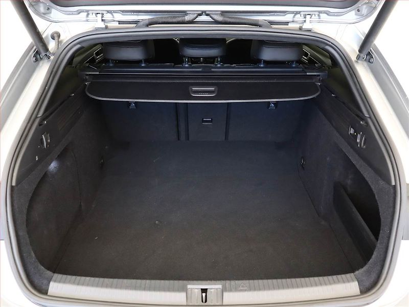 Volkswagen Arteon (2021) 2.0 TDI 4Motion - fotka 12 z 21
