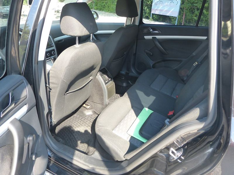 Škoda Octavia 1.6 TDI - fotka 10 z 18