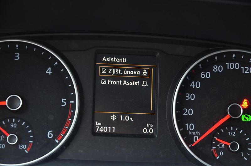 Volkswagen Multivan (2017) TDi 150kW 4x4 DSG Highline ČR - fotka 33 z 48