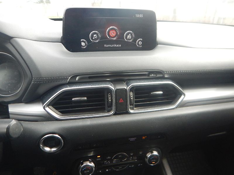 Mazda CX-5 2.2 D 110 KW 4x4 - fotka 14 z 15