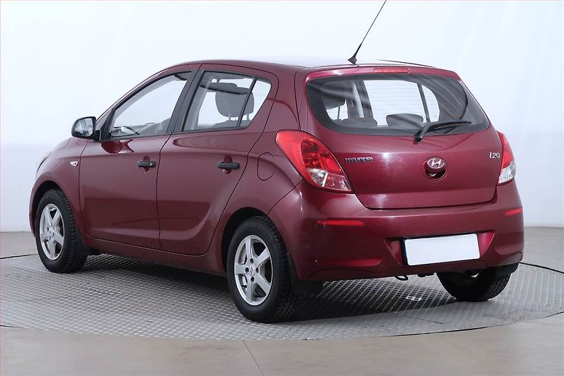 Hyundai i20 (2014) 1.2 - fotka 4 z 15