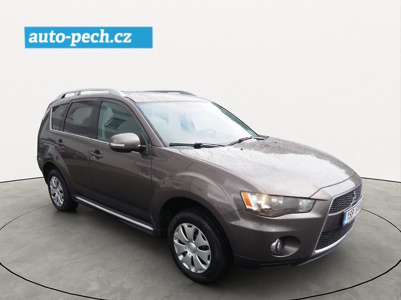 Mitsubishi Outlander (2010) 2.0 DI-D, 123 kW, 4x4 - fotka 5 z 35