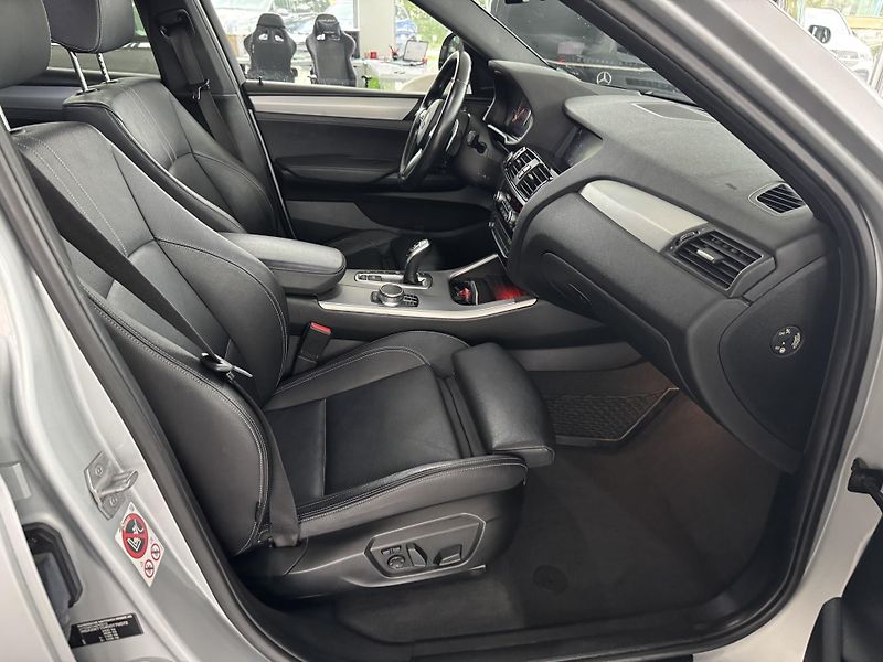 BMW X4 (2017) X4 M40i xDrive HARMAN KARDON - fotka 15 z 35