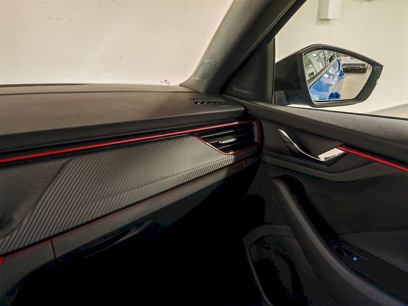 Škoda Scala (2025) 1.0 TSI 85 kW Monte Carlo - fotka 6 z 29