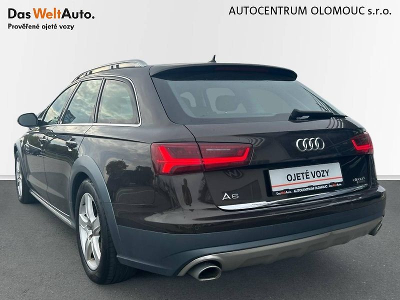 Audi A6 (2015) 3.0 TDI S TRONIC ALLROAD Quatt - fotka 11 z 35