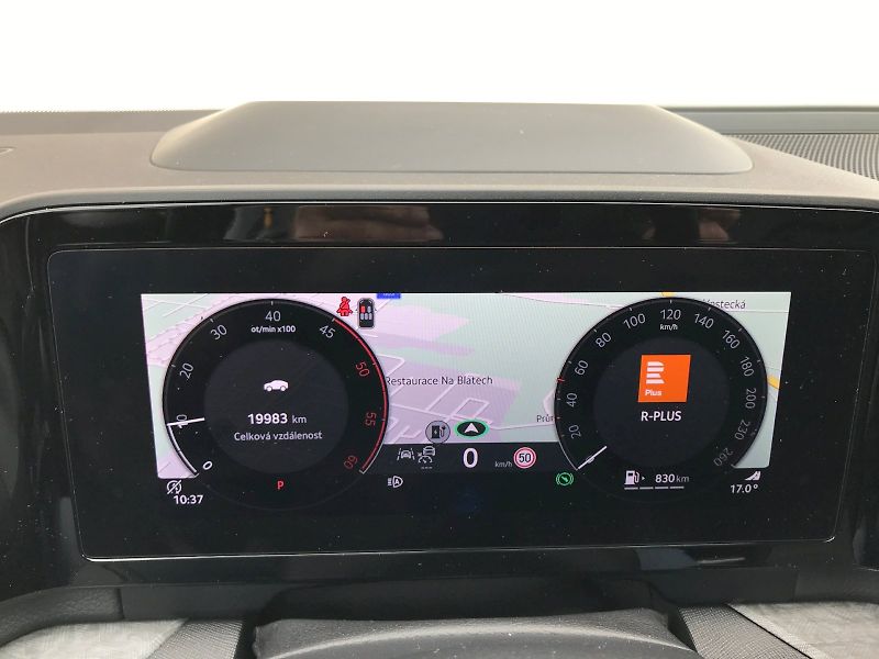 Škoda Kodiaq (2025) SELEC 4X4 TD 142/2.0 A7A - fotka 16 z 29